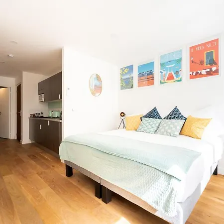 Superbes Entierement Renoves - 50m Croisette Канны